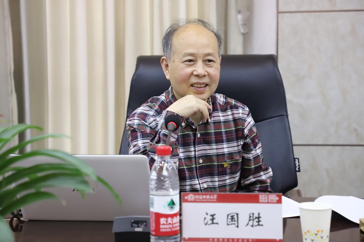 “侯外庐学术讲座”第四百六十八讲：研究生研究素质的培养