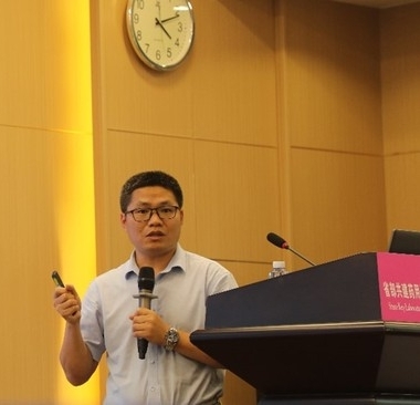 乐投平台创新论坛第一千五百二十九讲：二氧化碳还原分子催化剂