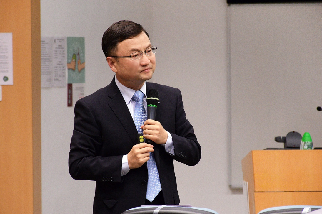 乐投平台创新论坛第一千五百四十二讲：Organometallic Macrocycles, Catenanes and Their Application