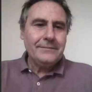 乐投平台创新论坛第二千零六十六讲：Motile bacteria exploring complex environments