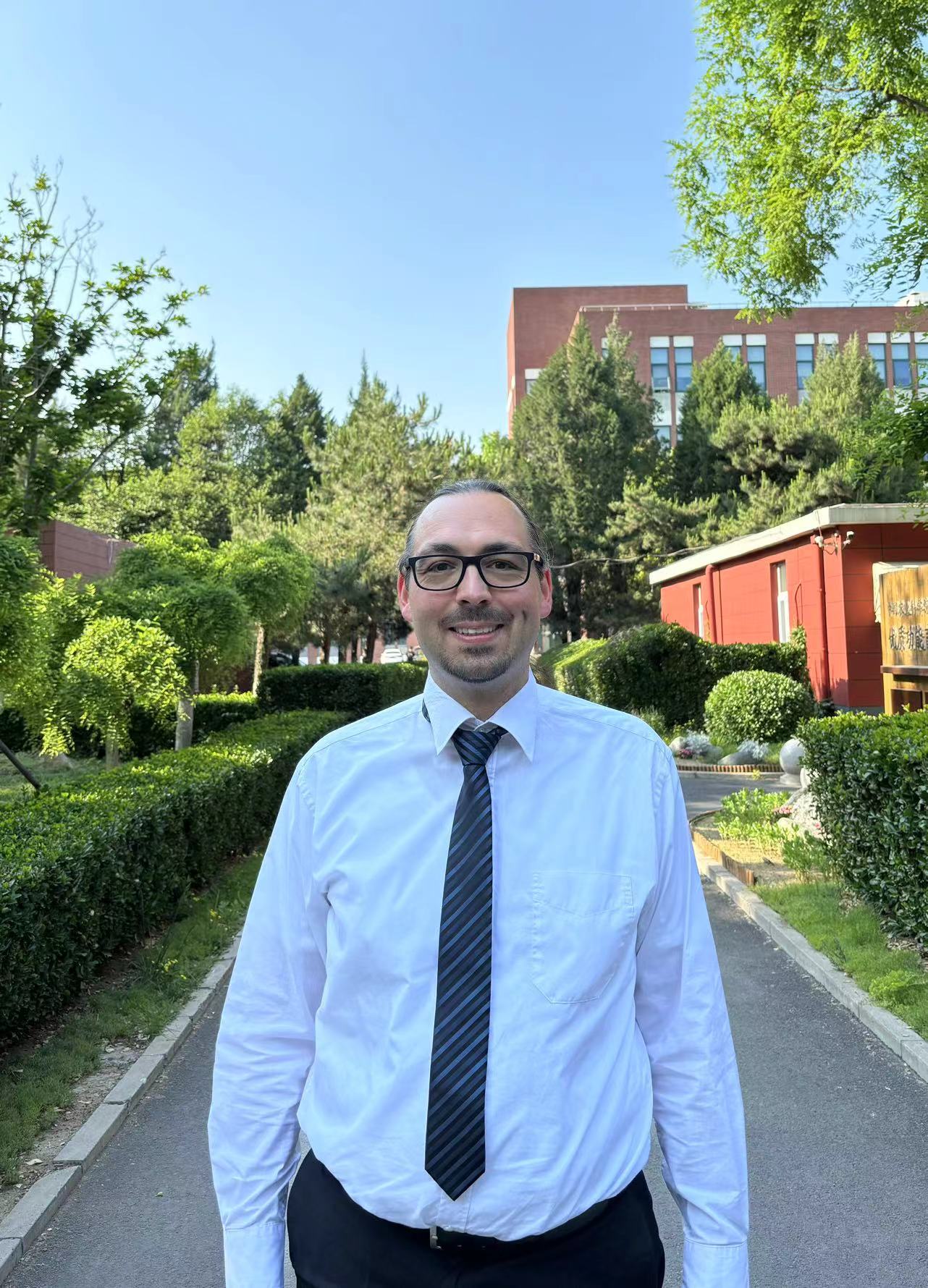 乐投平台创新论坛第一千六百五十九讲：Pleurotus citrinopileatus lipase for applications in cheese 