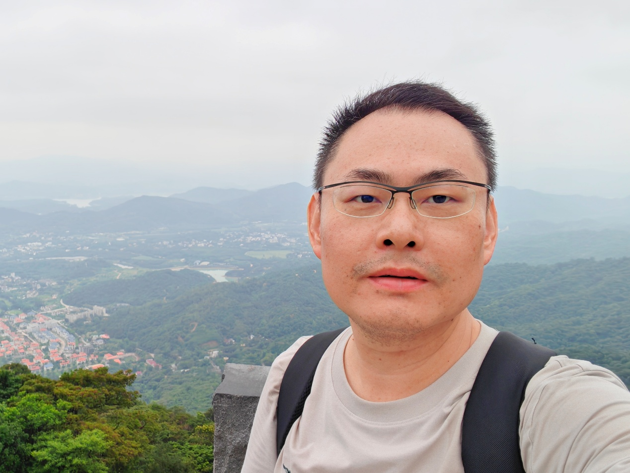 乐投平台创新论坛第一千九百四十八讲：Modifying gravity without extra degrees of freedom