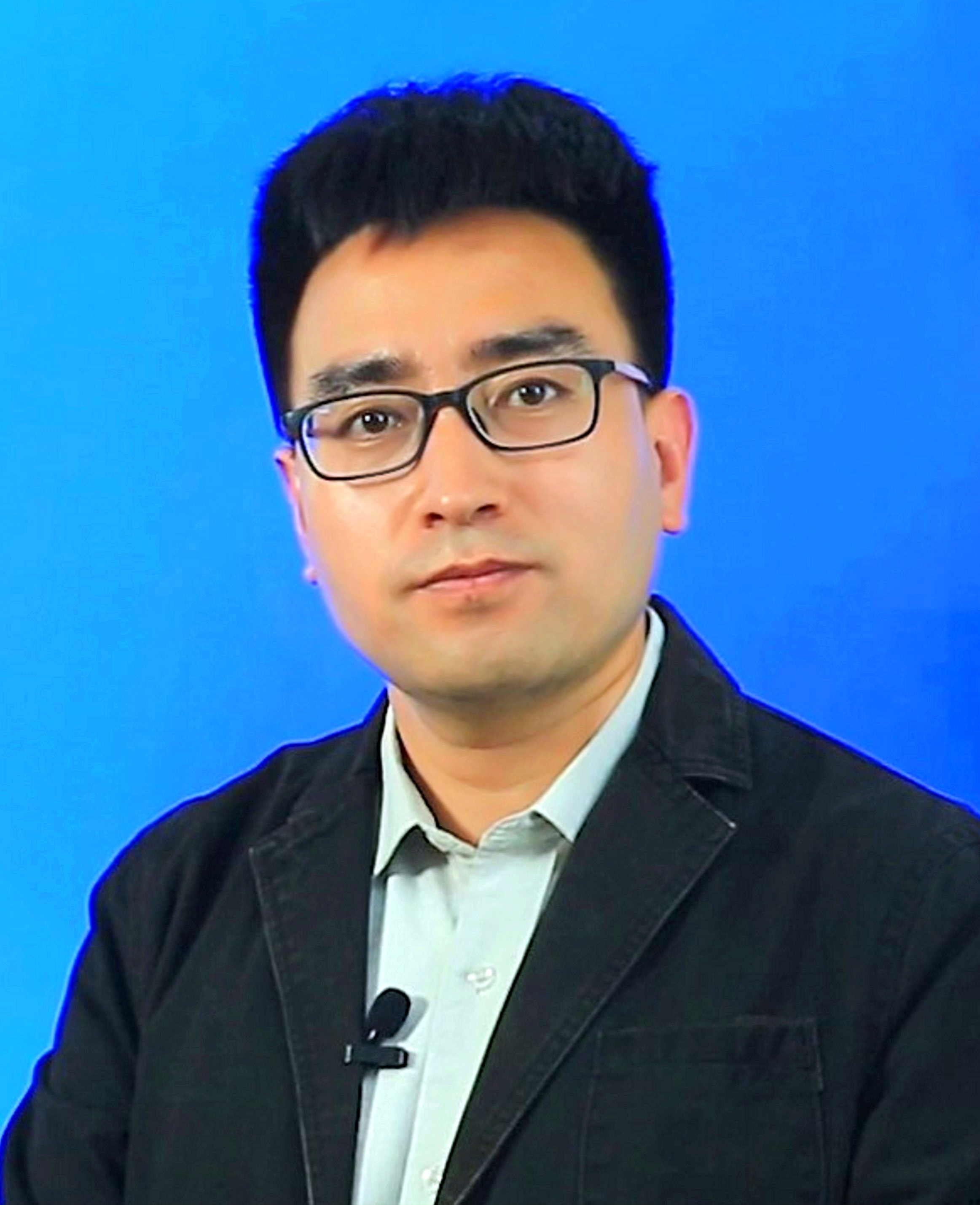 乐投平台创新论坛第一千三百七十讲：基于超冷原子的Rosen-Zener-Stückelberg干涉和隧穿