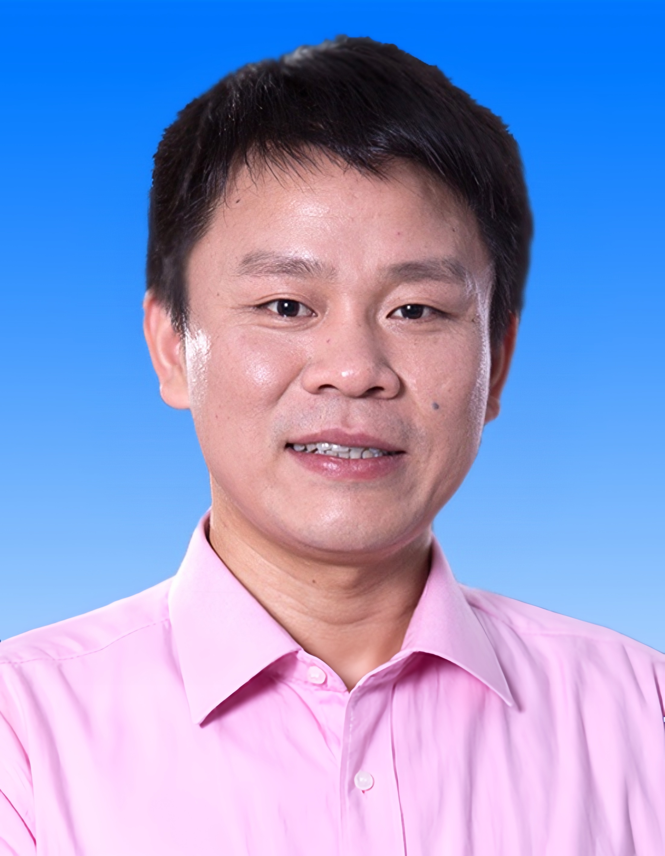 乐投平台创新论坛第一千六百零七讲： 低配位低价过渡金属氮杂环卡宾化学