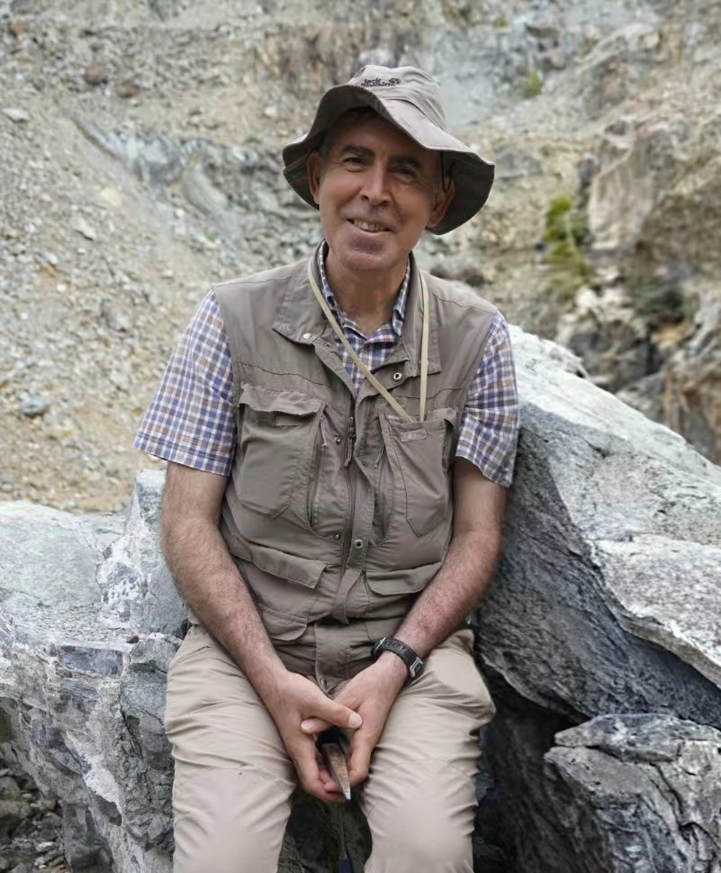 乐投平台创新论坛第一千八百四十二讲：Records of processes for subduction initiation, slab roll-back and ophiolite genesis in Turkey: Field, geochemical and  geochronological constraints