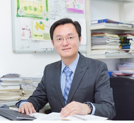 乐投平台创新论坛第一千六百五十二讲：植物和绿藻捕光复合物功能调节和生成过程的超分子基础