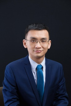 乐投平台创新论坛第二千零六十七讲：Bacteria swimming under confinement